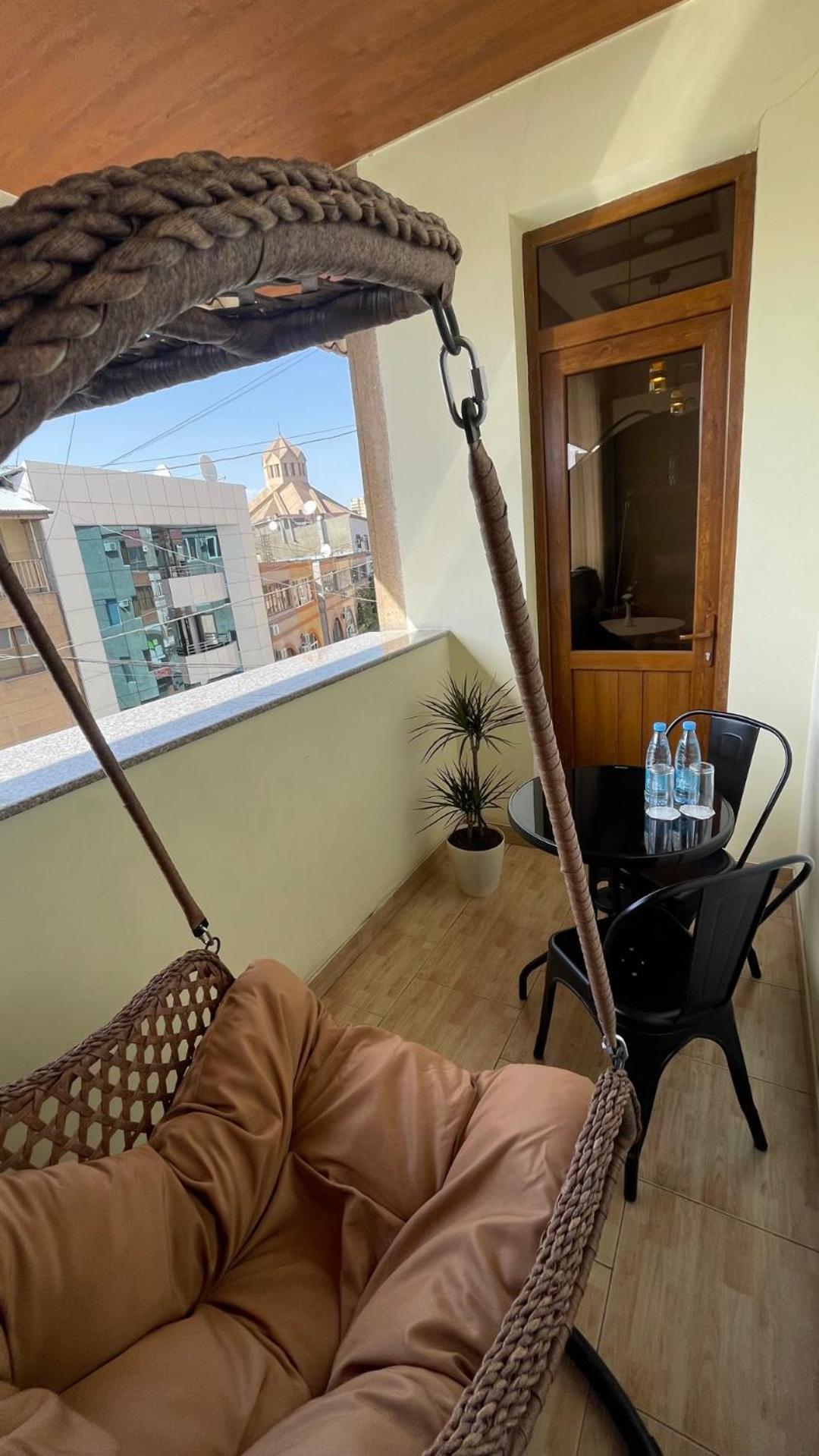 Rg Boutique Hotel Ереван Экстерьер фото