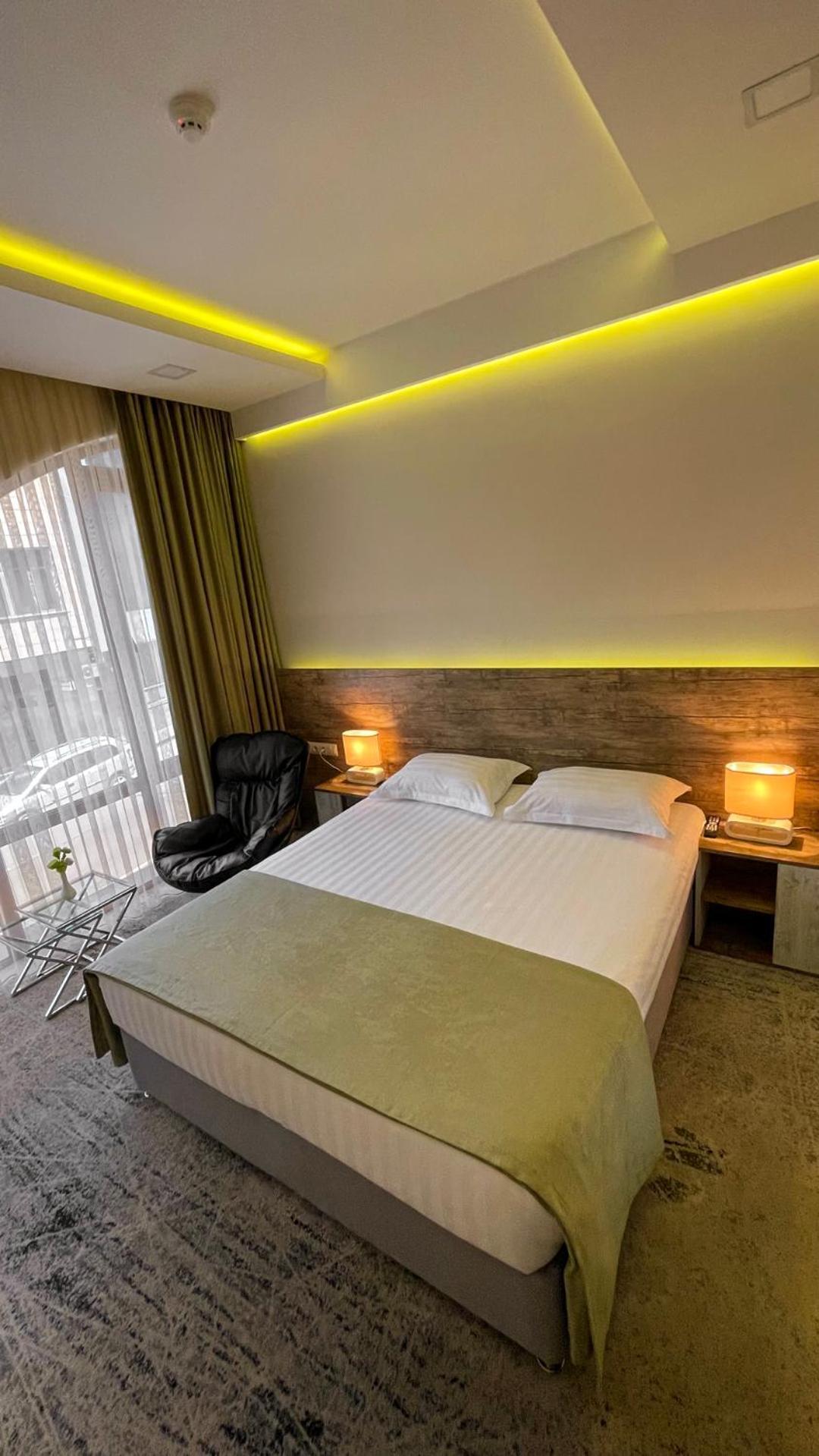 Rg Boutique Hotel Ереван Экстерьер фото